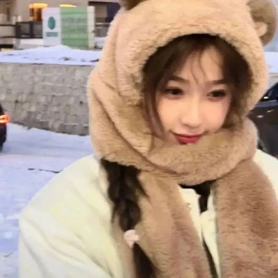 隐藏的面孔海报